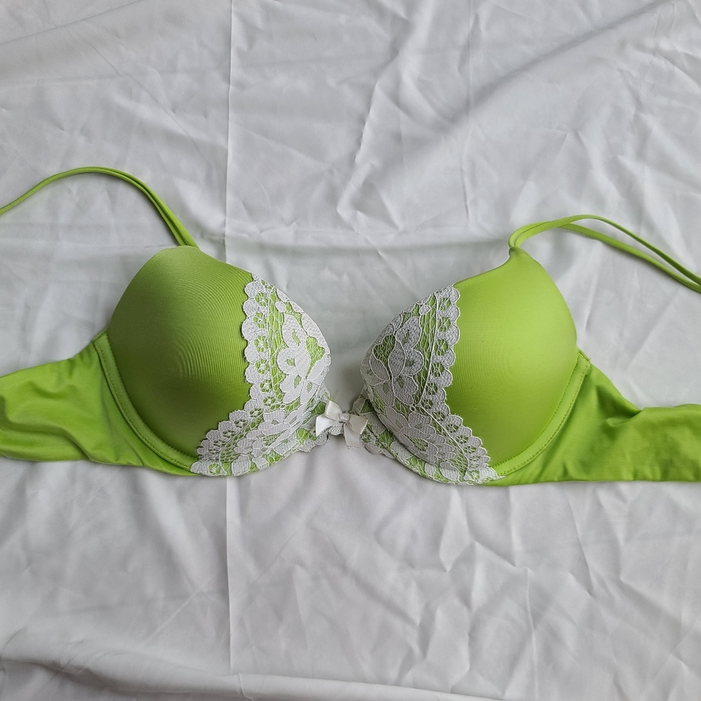 Victoria's Secret Very Sexy Push-Up